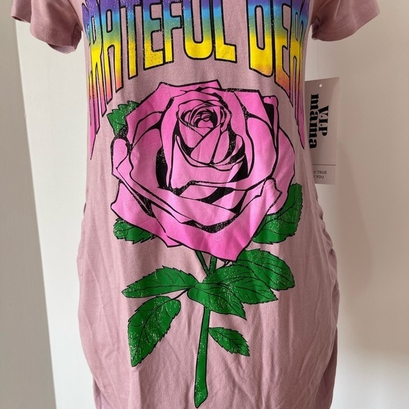V.I.P Mama maternity Grateful Dead  shirt in a size small with ruching on sides - Picture 11 of 16